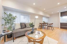 ライオンズステーションプラザ半蔵門３階