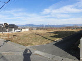 山梨県南アルプス市西野