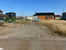 富山県高岡市島崎