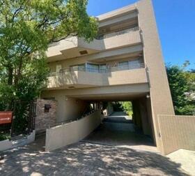 メゾン苦楽園桜町