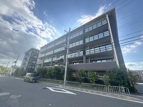 プレサンスロジェ伏見桃山