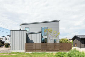 福井県越前市村国３丁目