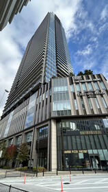 ＴＨＥ　ＹＯＫＯＨＡＭＡ　ＦＲＯＮＴ　ＴＯＷＥＲ