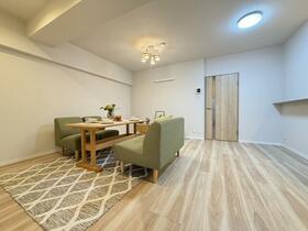 福岡県北九州市小倉北区片野１丁目