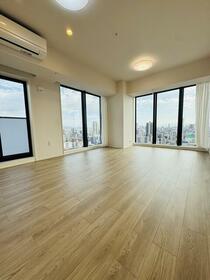 大阪府大阪市中央区久太郎町１丁目