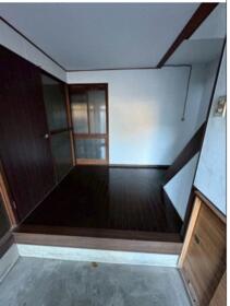 愛知県岡崎市山綱町字石ノ塔