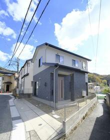 広島県安芸郡坂町小屋浦２丁目