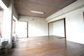 北海道札幌市豊平区平岸二条１３丁目