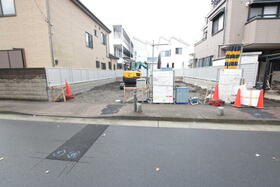 神奈川県川崎市川崎区川中島１丁目