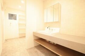 福岡県太宰府市通古賀５丁目