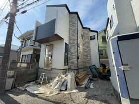 東京都府中市清水が丘３丁目