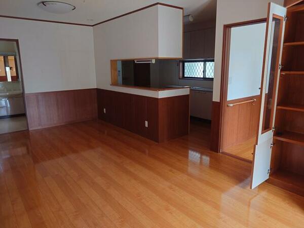 detached 埼玉県草加市青柳４丁目

地図を見る