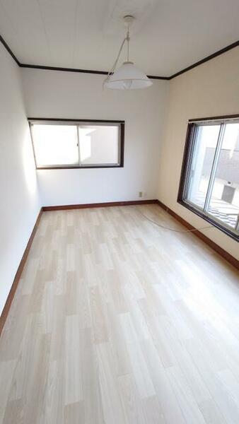 detached 神奈川県川崎市川崎区中瀬２丁目

地図を見る