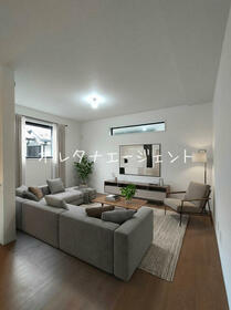 東京都八王子市子安町１丁目