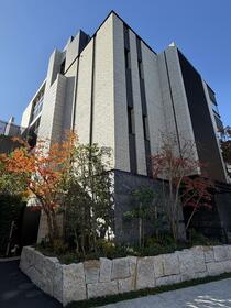 東京都世田谷区梅丘３丁目