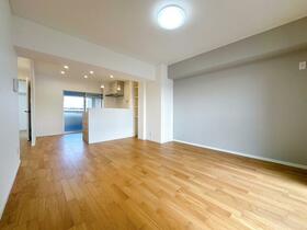 ダイアパレス神宮苑