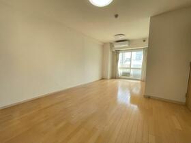 北海道札幌市西区琴似一条２丁目