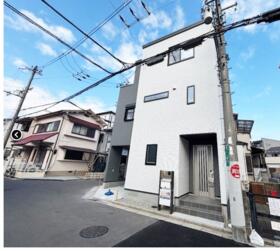 大阪府高槻市西冠３丁目