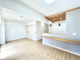 シャトレ愛松名駅南　２０３