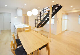 千葉県流山市江戸川台東１丁目