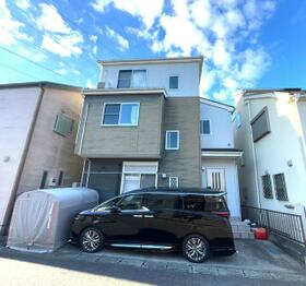 神奈川県横浜市泉区和泉が丘３丁目