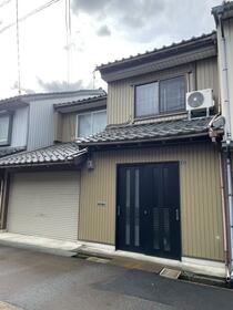 富山県射水市港町