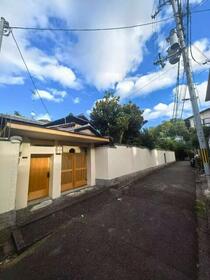 京都府京都市東山区泉涌寺山内町