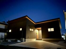 香川県丸亀市飯山町川原