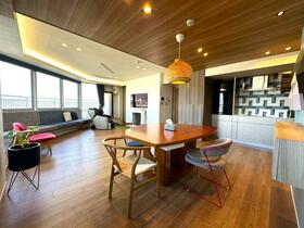 ＲＩＣウエストコート参番街５０１号棟