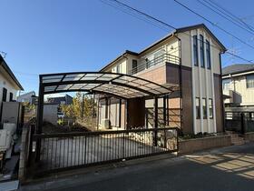 埼玉県上尾市小泉８丁目