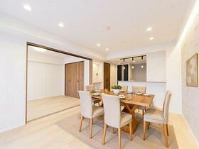 ゼファー武蔵浦和