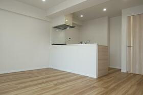 ハイコーポ北綾瀬