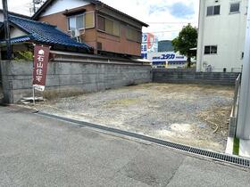 京都府亀岡市千代川町小川２丁目