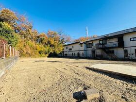 神奈川県中郡二宮町百合が丘１丁目