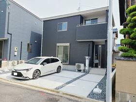 三重県四日市市前田町