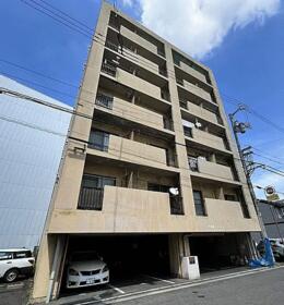 岩清尾マンション