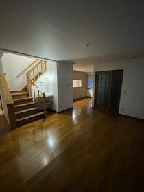 北海道恵庭市白樺町３丁目