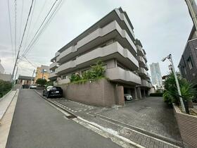 神奈川県横浜市西区御所山町