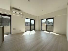 神奈川県横浜市西区御所山町