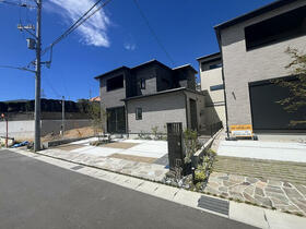 山口県下関市山の田中央町