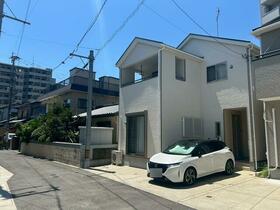 福岡県福岡市博多区板付５丁目