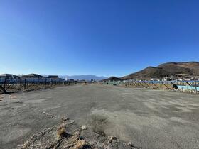 山梨県甲府市横根町