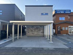 青森県青森市石江３丁目