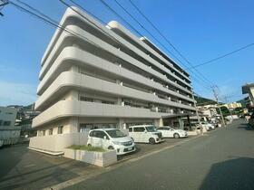 グランドパレス大里