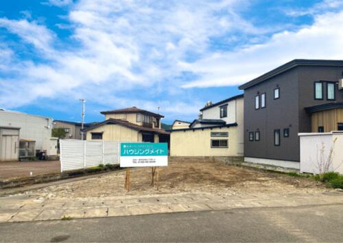Land, Yuzawa, Akita