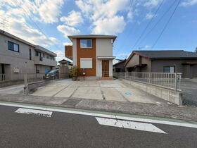 福岡県中間市扇ヶ浦１丁目