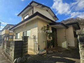 山梨県富士吉田市上暮地１丁目