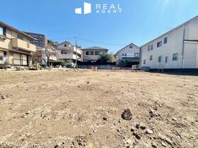 神奈川県横浜市栄区鍛冶ケ谷１丁目