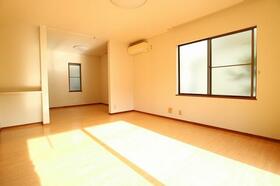 茨城県守谷市久保ケ丘４丁目