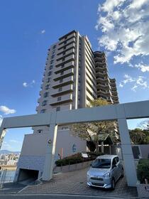 広島県広島市西区三滝本町１丁目